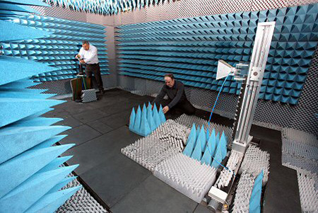 Mobile_Anechoic_Chamber_1.jpg