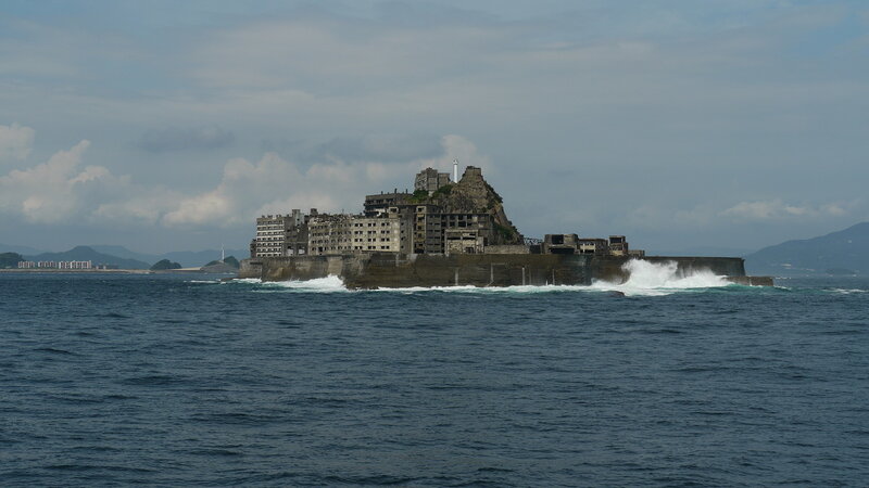 0_1bade_34546789_XL.jpg"