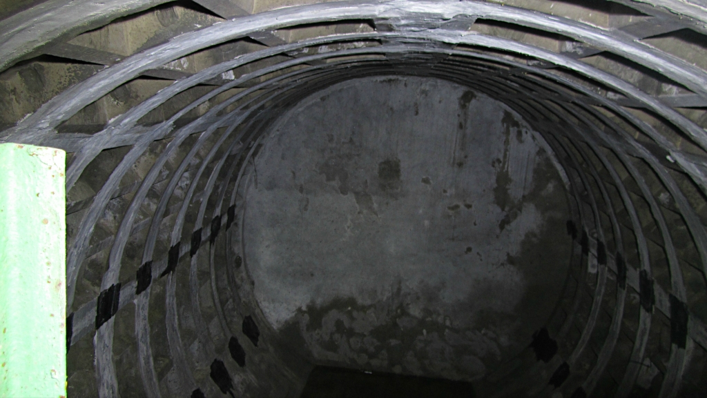 0_8ab19_856b29ff_orig